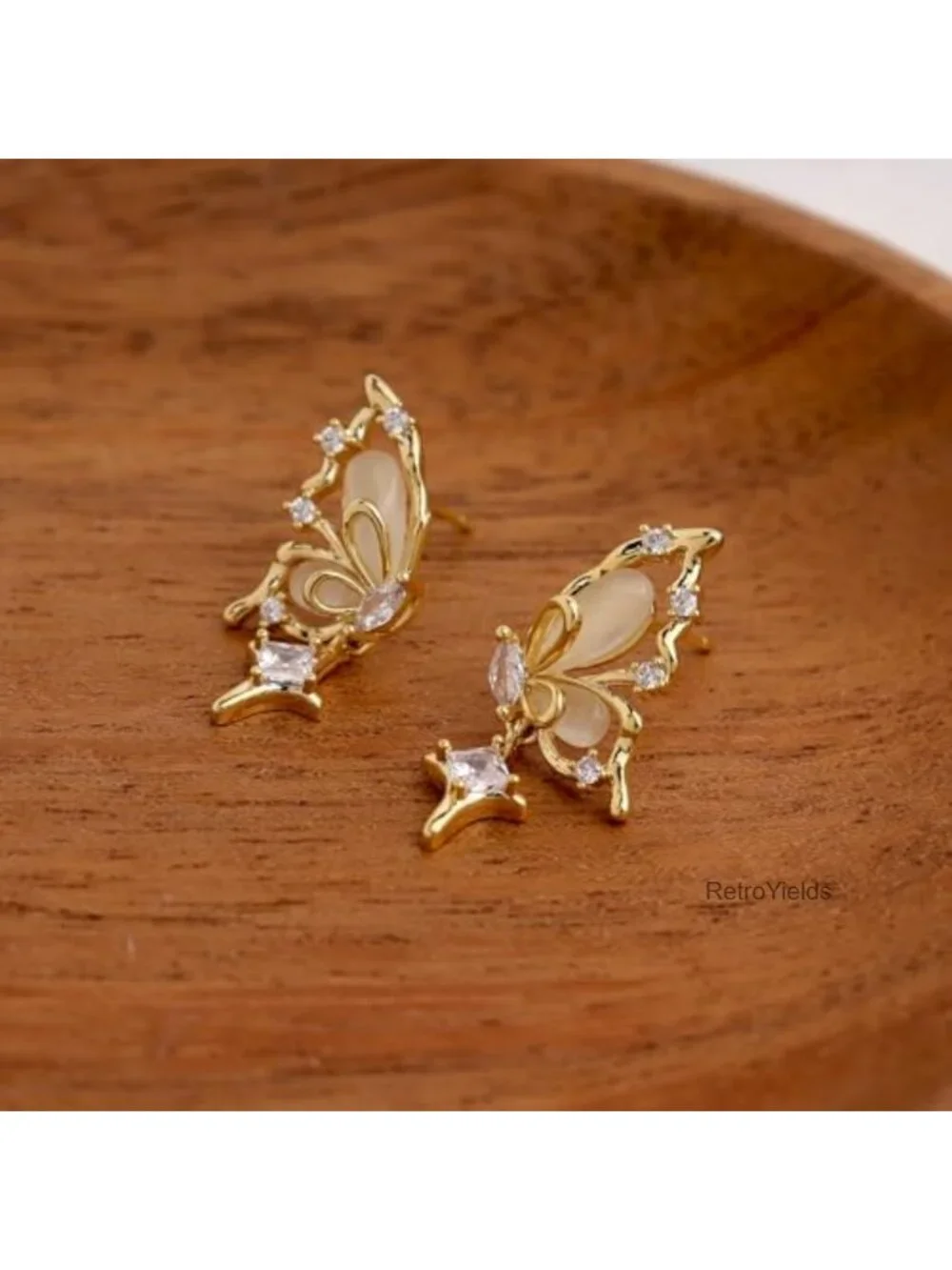 Pearl Flower Leaf Stud Earrings for Women Gold Plated Statement CZ Earrings